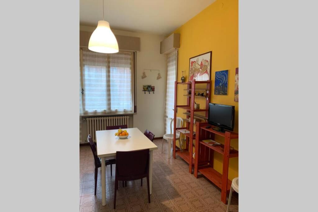A Casa Da Claudio Apartment Parma Exterior photo